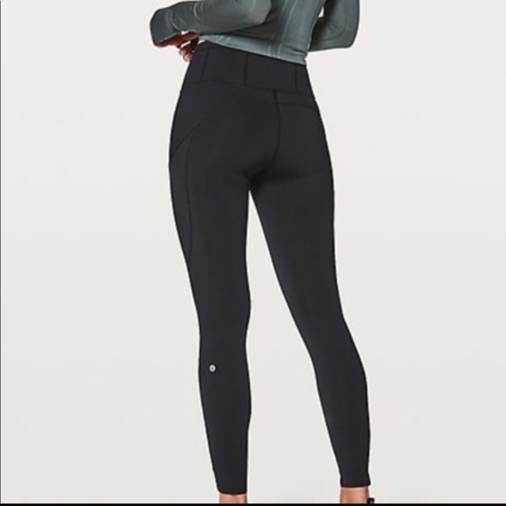Lululemon Fast and Free tight, 25 inch, size 6
